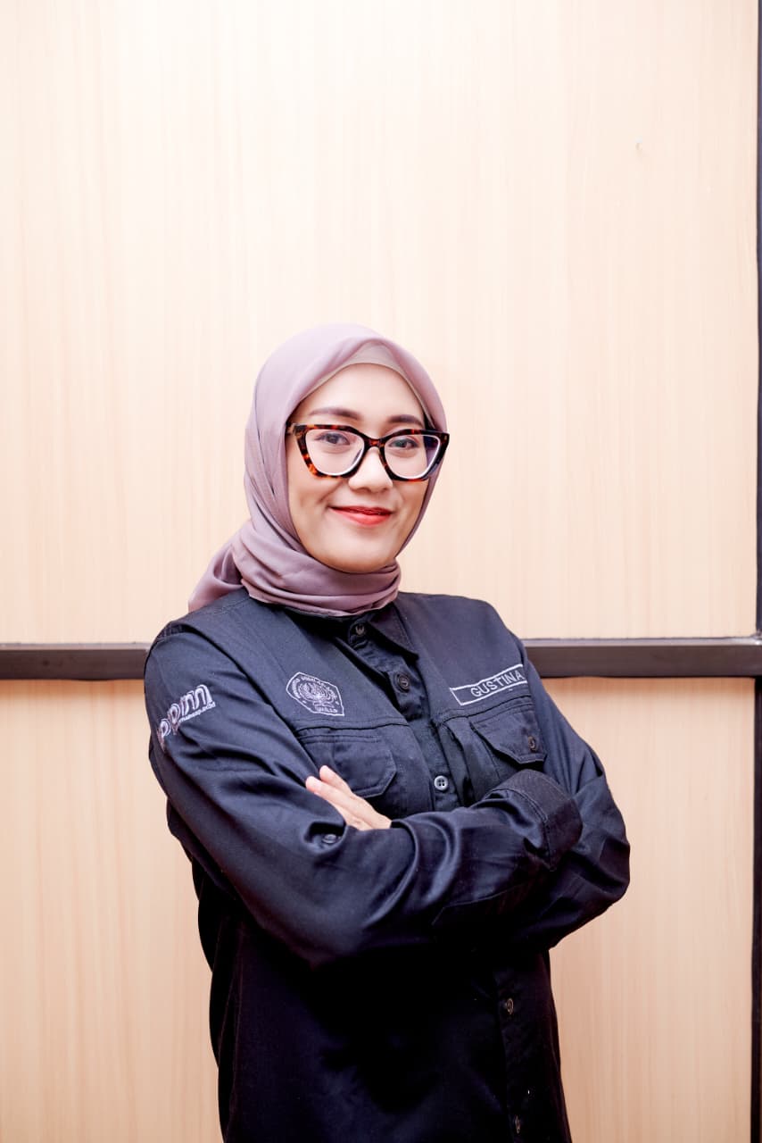 Foto Dosen Dr. Gustina Hidayat, S.E., M.M., QWP - FEB UNSAP